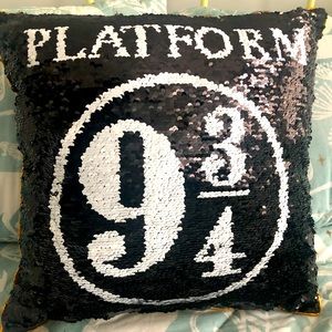 Harry Potter Warner Bros sequins reversible pillow